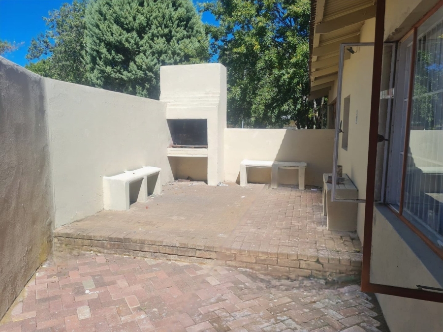 17 Bedroom Property for Sale in Brandwag Free State